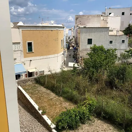 Magi - N°5 Apartamento Ponza